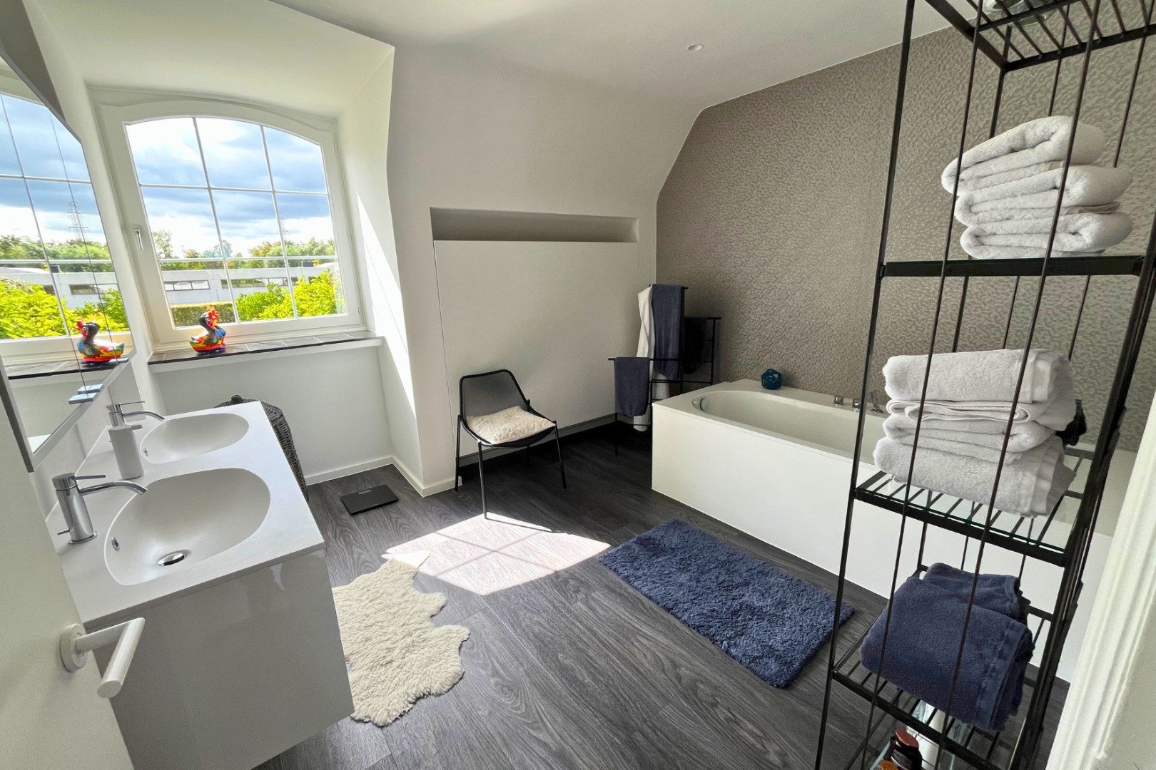 Exklusive modernistische Villa mit der Signatur des Architekten Arthur Degeyter.