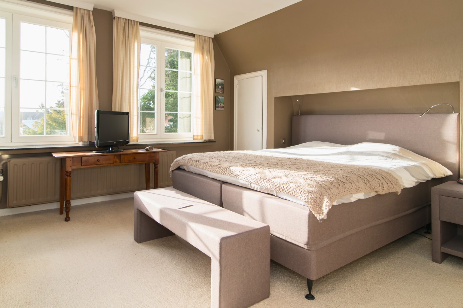 Exklusive modernistische Villa mit der Signatur des Architekten Arthur Degeyter.